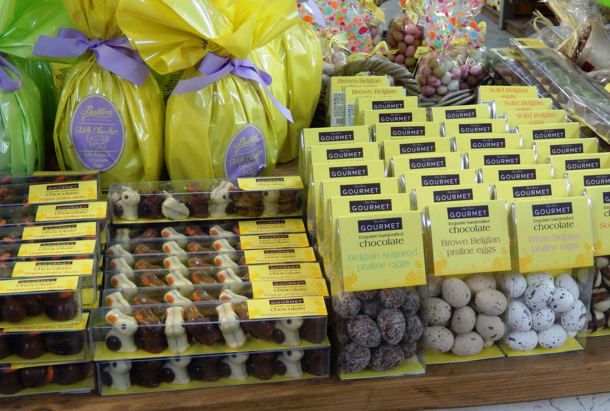 PearcesFarmShop's tweet photo. It's nearly #Easter - how many #chocolate eggs will you enjoy? 
@ButlersChocs  @KB_Bon @Lindt @FarmShopUK https://t.co/qHMeABtANz