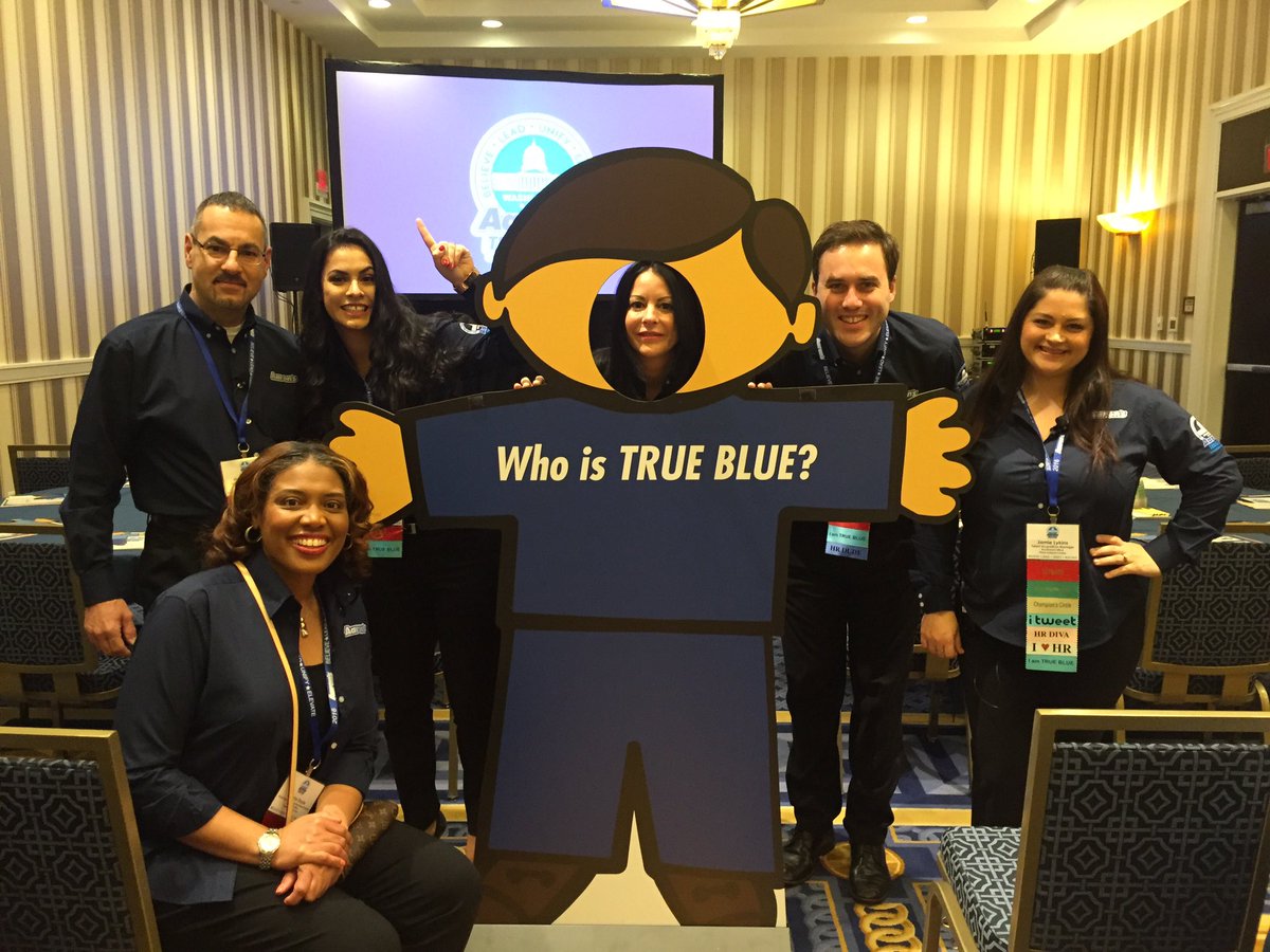 JamieLykins's tweet photo. Our #AaronsTrueBlue team is ready to talk #TalentAcquisition at the #NMM2016 breakouts! #LifeAtAarons #Believers https://t.co/FGBAA3PK0Y