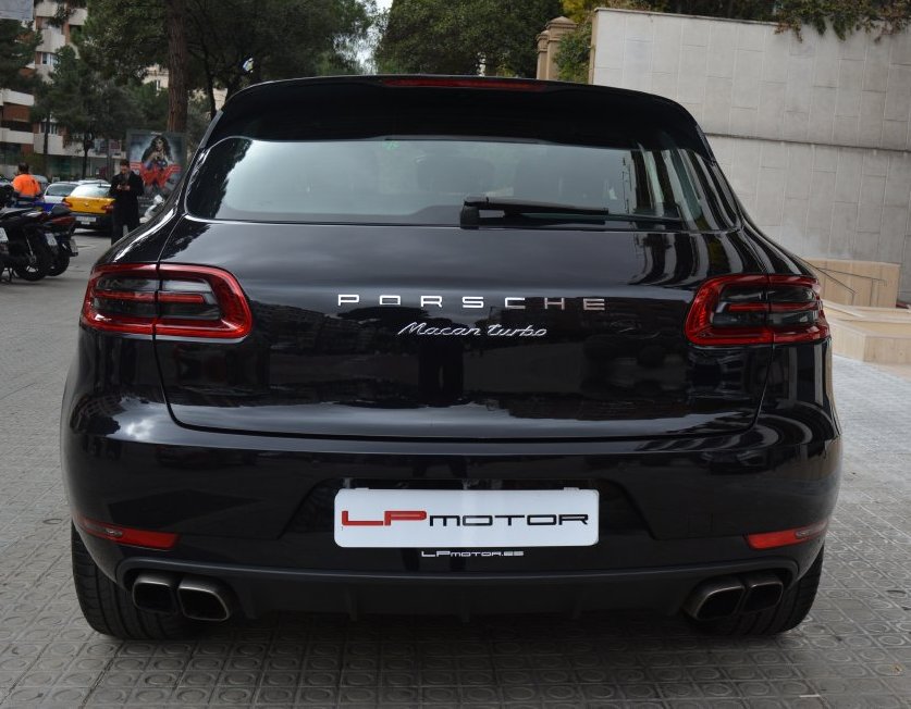Nueva entrada en stock. Porsche Macan Turbo nacional y con garantía oficial Porsche Approved. #LPMotor