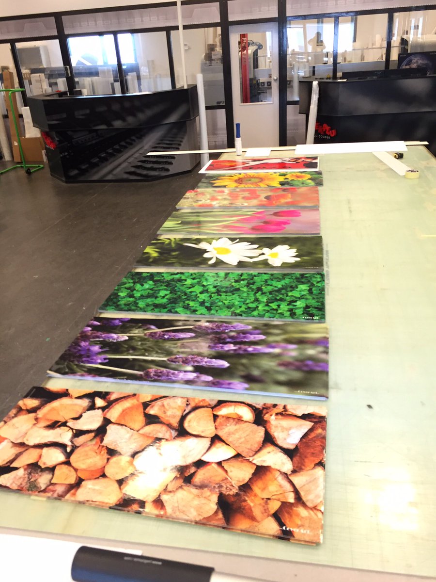 Och nee, niet alleen hierin eigenlijk..in kliko container stickers en huisnummers was ik dat ook al hahaha!Trots 😊😊😊