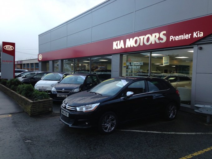 PremAutomotive's tweet image. We have a 7-year warranty on all new #Kia cars bought here in #Rochdale - bit.ly/1UxPtK5 #AutoHour
