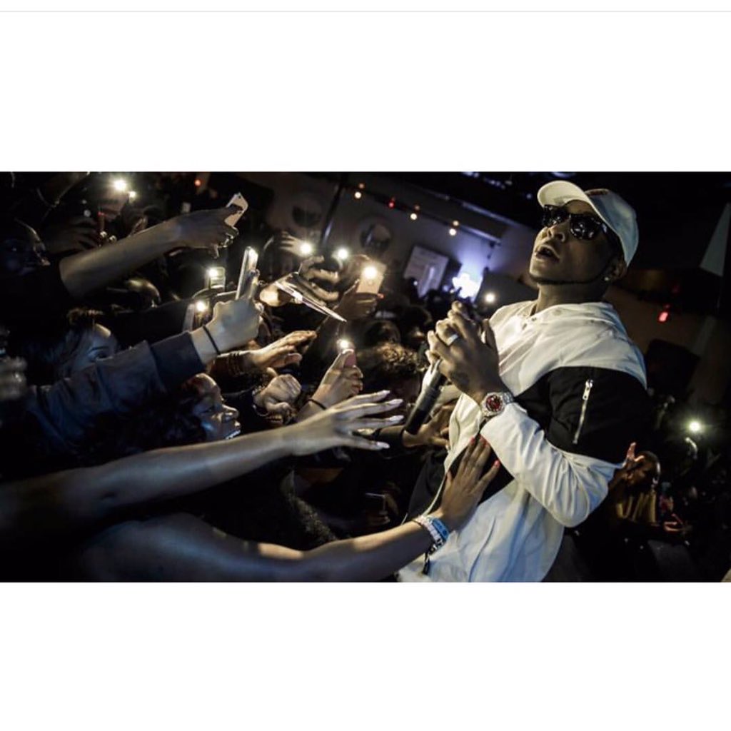 Davido tweet media