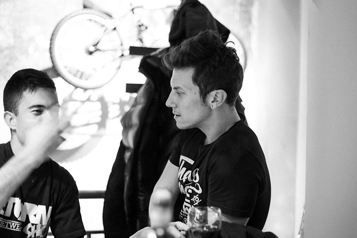 Pedaleamos hasta Malasaña para conocer <a href="/labicicletacafe/">labicicletacafe</a> y el concepto que lo envuelve bit.ly/1PoGWBu