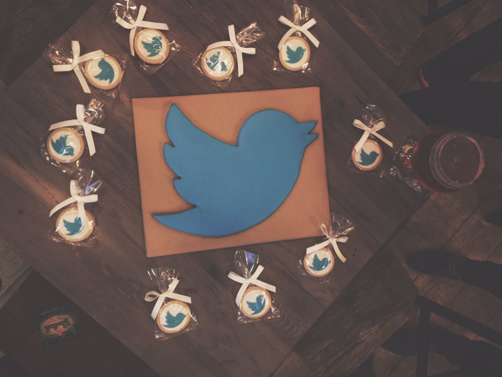 acti's tweet photo. Merci pour votre participation à #Twitter10Lyon hier avec @LikeABirdAgency ! L'album photo : https://t.co/scY1OqcetW https://t.co/350JH649CL