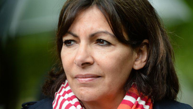 Le_Figaro's tweet photo. 🔵 - Attentats à #Bruxelles: @Anne_Hidalgo appelle à un rassemblement silencieux à Paris.
>> https://t.co/DdhyN8jfSl https://t.co/9qHaVD3tWU