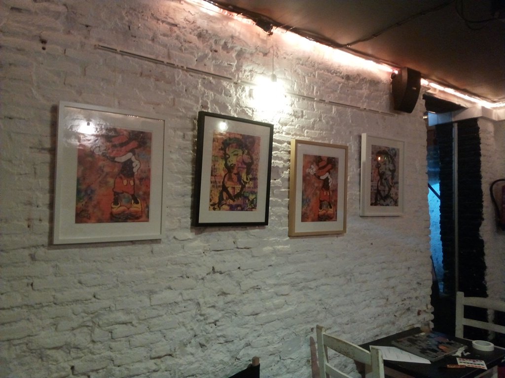 olaolitaned's tweet photo. Exposición en QUONCOR CAFÉ hasta el 11 de Abril 
#malasaña #madrid https://t.co/rOq0o4pX6f