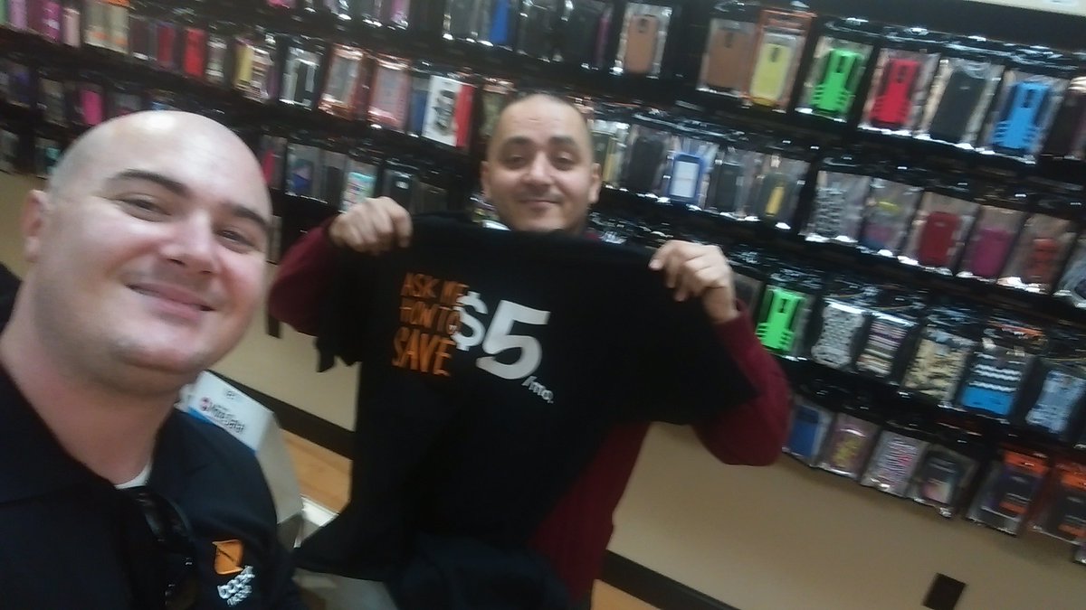 SteveAWI's tweet image. Damn good dealz at Mobile Spot Monroe NC!@awi_mike @jtdarden #boostdealz #AWIblitz @hindyleeder