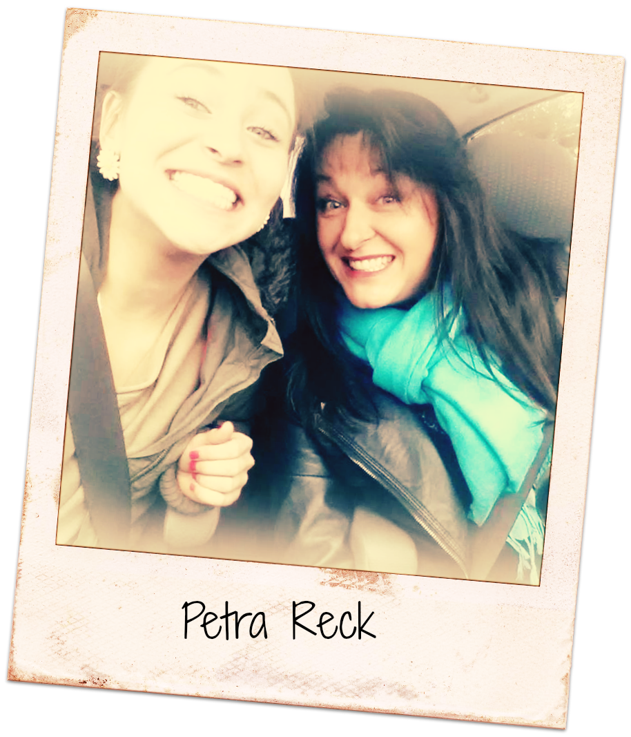 TremblantOutlet's tweet image. Et le gagnant de #MEILLEURENSEMBLE est/ &amp;amp; the winner of #STYLISHTOGETHER is...
PETRA RECK!!! tinyurl.com/zhq4c3t