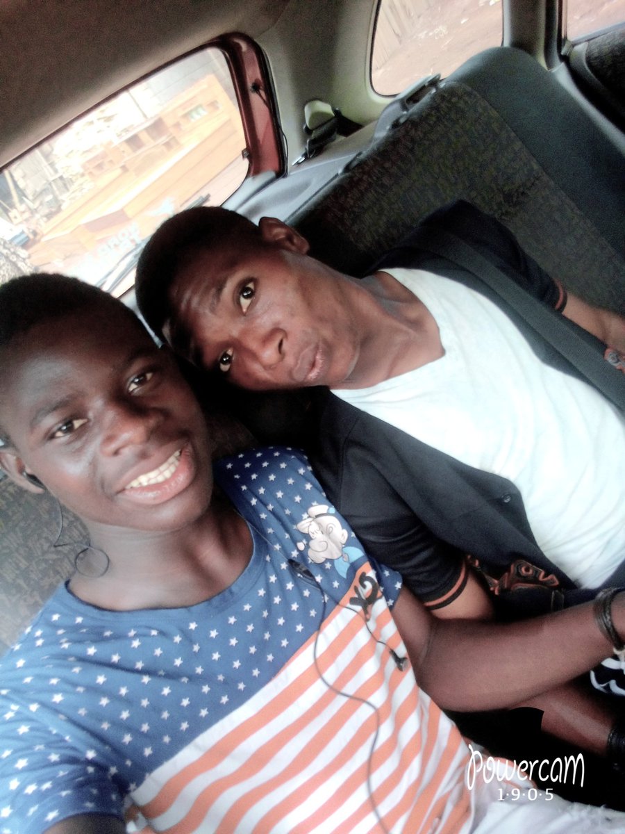 DClakeur's tweet photo. #trankil avec chilo a #daloa https://t.co/i0Wdyrs8LS
