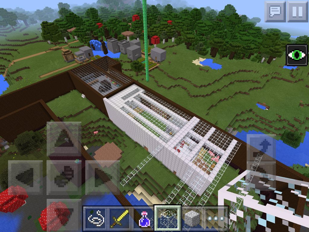 sanitjones_p's tweet image. Half a mall in Minecraft