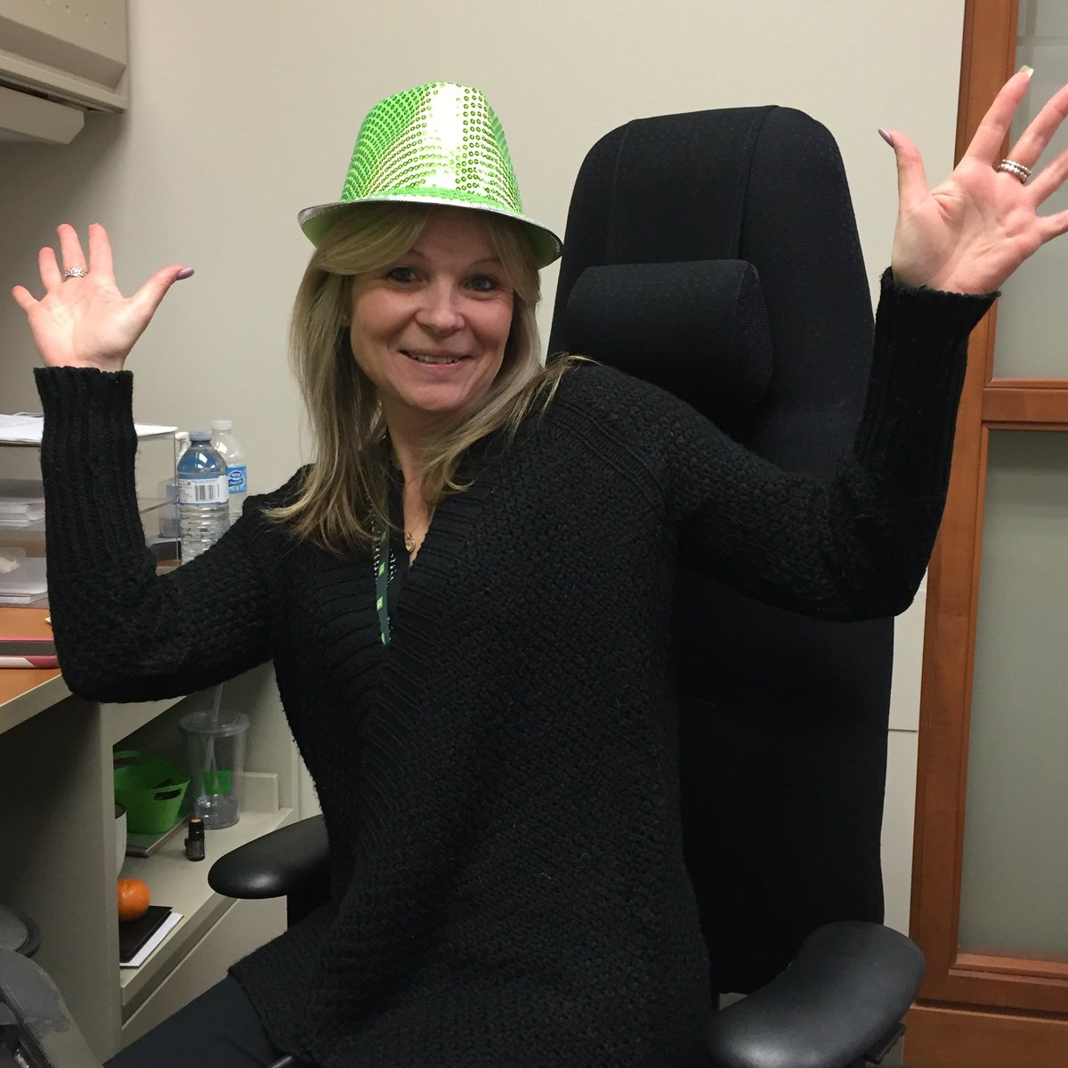 scooterjolly's tweet photo. Way to go Jenn π #doubletopbox and pushing up MTD LEI to 64.4 and QTD to 67.5 #TDLeagueOfLegends π #TheCreek090 https://t.co/lvwPzUxnvf