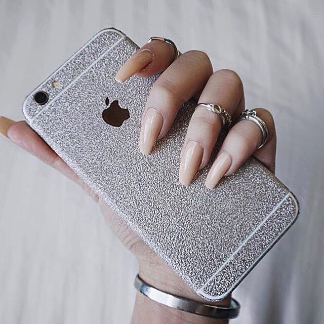 Viramosh's tweet image. 🛍💫 VIRAMOSH.COM  
   
... #Viramosh #Phone #Accessories #Silver #Glitter #Glam #New #Nails #Nude