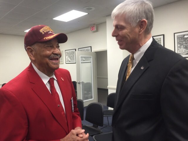 kyhousedems's tweet photo. Several Tuskegee Airmen - famous WWII heroes - including Frank Weaver, met with lawmakers today. #kyga16 https://t.co/bq2y1wr8eV