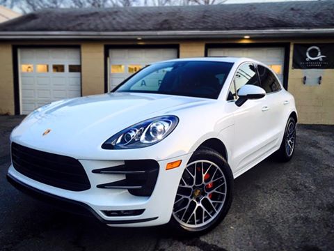QCarCare's tweet photo. #QComplex on this 2016 #Porsche #MacanTurbo. The depth and gloss of this coating on white is phenomenal. #TheNewQ https://t.co/aH1JXyiV71