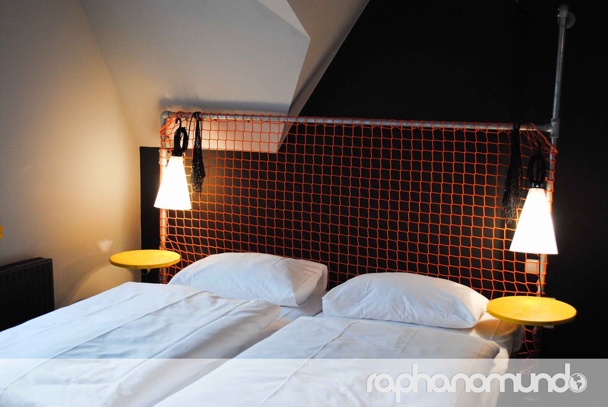 raphanomundo's tweet photo. um senhor #HostelDesign em Hamburgo: https://t.co/rsOE1FGru7 #Superbude #StPauli #Hamburg #TravelBlogger https://t.co/XbzayZ136w