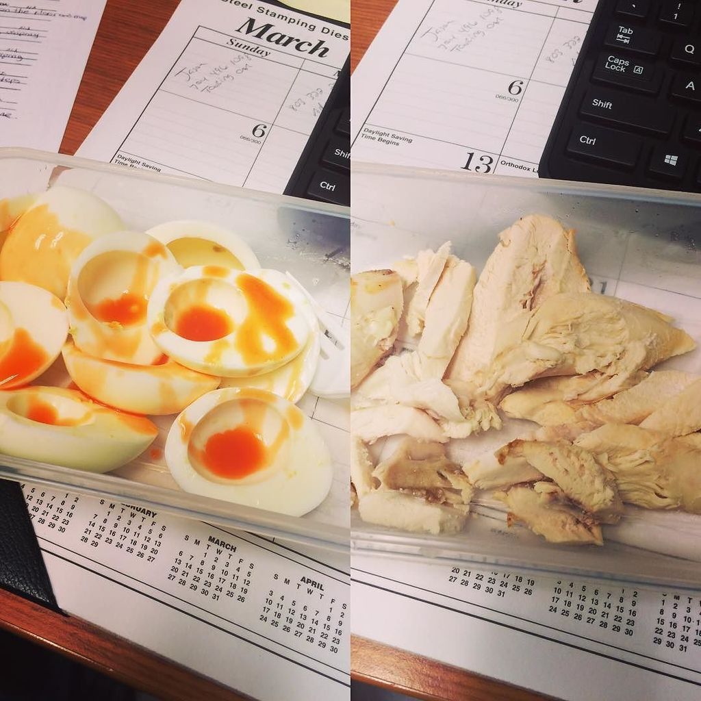 MrCarlosJones's tweet photo. Gotta get my protein in...it's cutting season! #fitforlife #fitness #fitfam #fitandfly https://t.co/FDqZ90sMzG https://t.co/M6qVvuSMLp