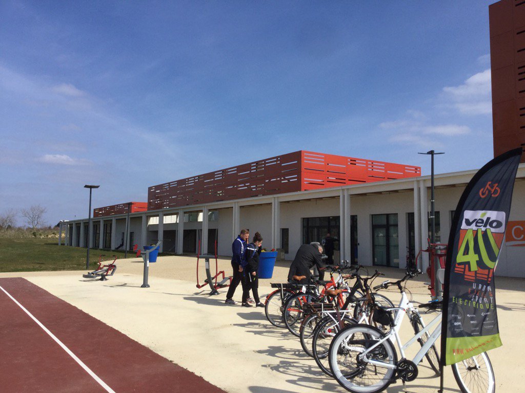 LaurentBosquet's tweet photo. Programme 2 séances: renforcement, marche orientation, vélo élec #apiness @groupe_mgen @UnivSportSante @UnivPoitiers https://t.co/m9qLob55LK