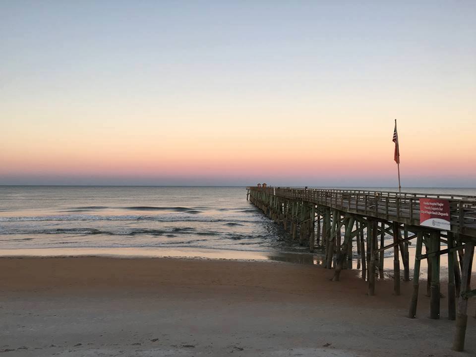 funky_pelican's tweet photo. Come watch the sunrise with us before work this week. You won't regret it! Thank you for sharing this photo, Maria! https://t.co/h2YltPXdCf