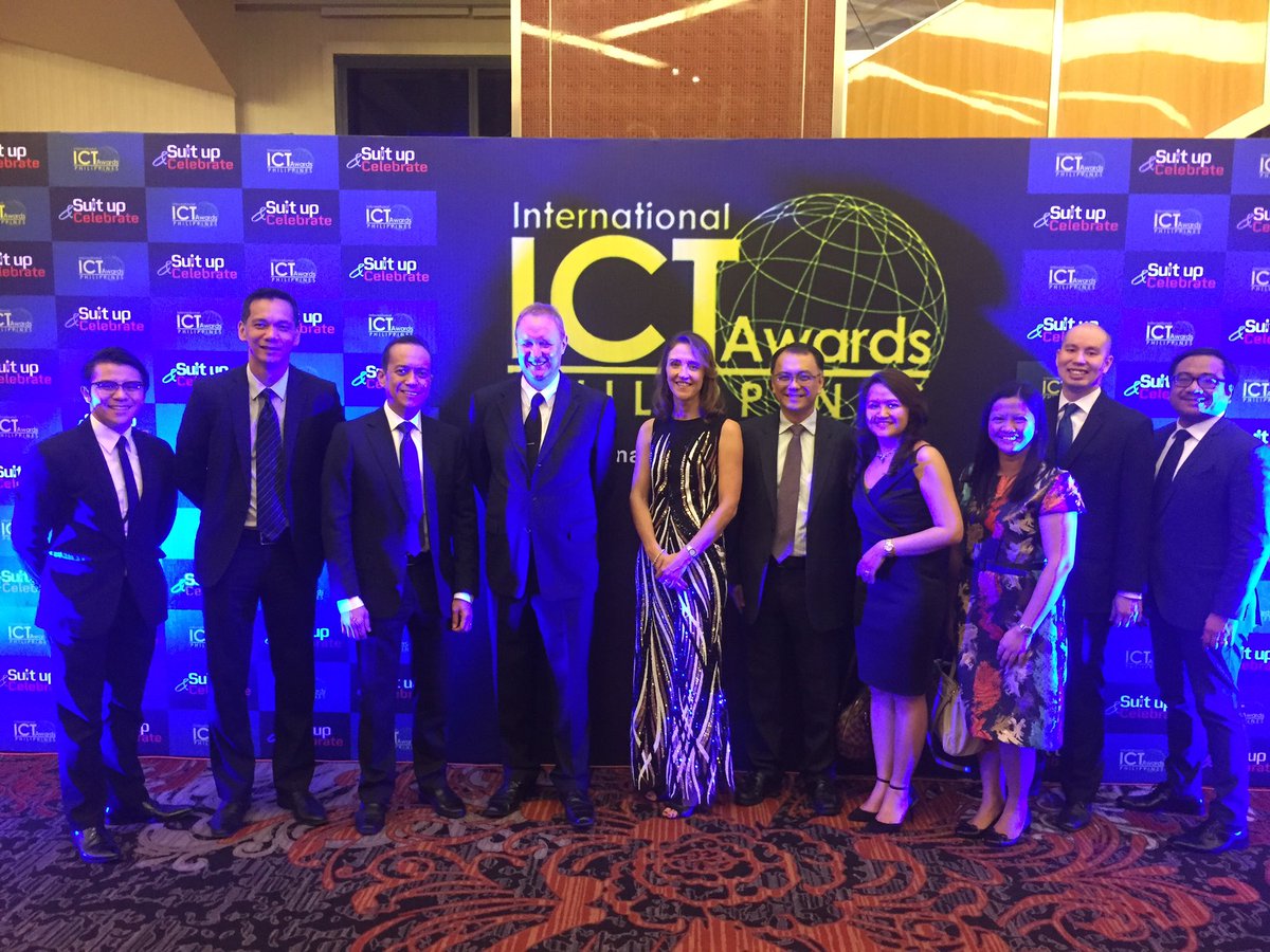 _nicolahutton's tweet photo. What a team - 2nd consecutive yr to have #ANZManila awarded ICT Best Global in-house Centre of the Yr @MarkWoolfrey https://t.co/cXgP1R7ZCA