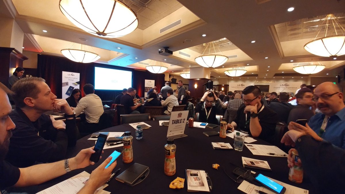 JonHessSprint's tweet photo. Nice wide angle lense is great for crowds! #LGG5Pitt https://t.co/Be89Vkvddc