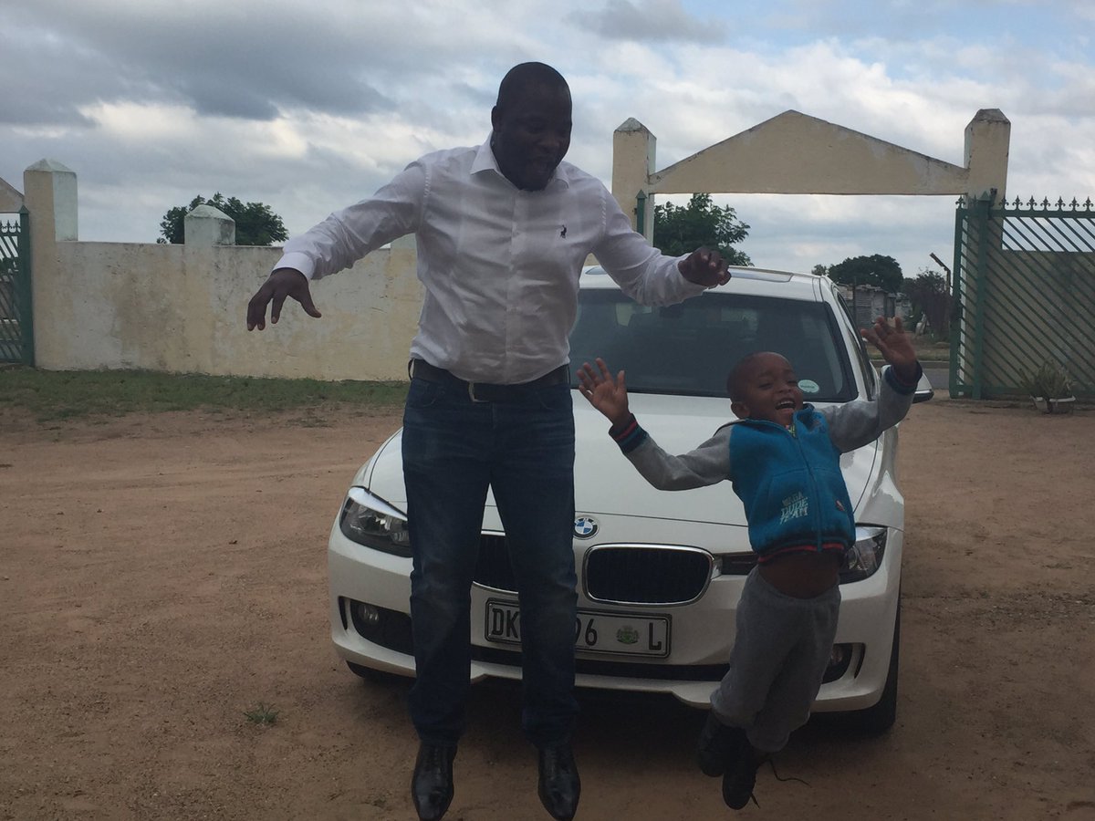 Dyondzanimgwena's tweet photo. Jumping with son#school holidays https://t.co/BRA0WQDERE