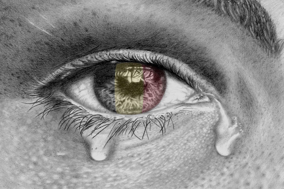 DogsAtRoses's tweet photo. #Bruxelles There are no words. Only tears and prayers.
Non ci sono parole. Solo lacrime e preghiere. https://t.co/o8QvDIwVC7