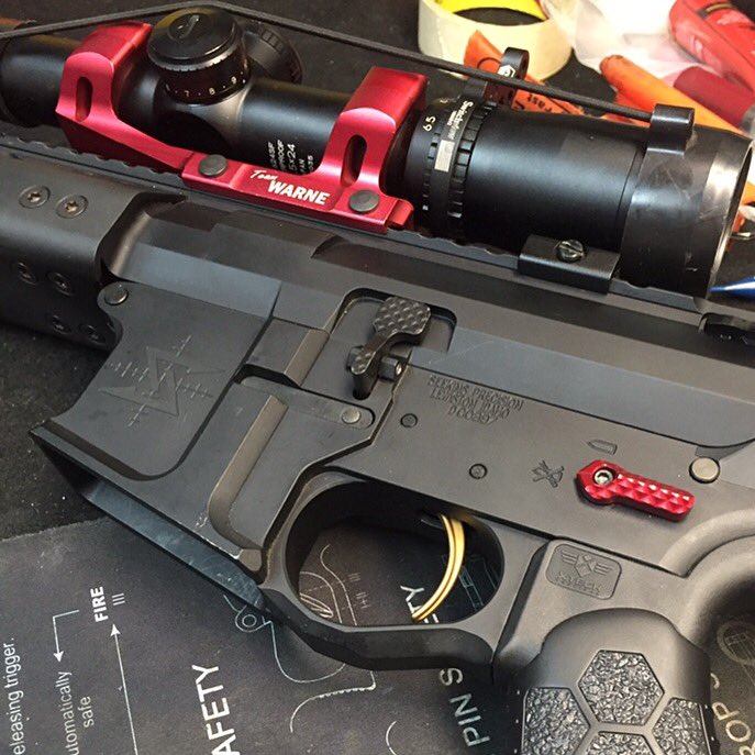 gunsandmosesmo's tweet photo. @WarneScopeMount Xskel ,tough and light weight #seekinsprecision #ARGold #GoldTriggerSnob @mgmtargets #switchview https://t.co/cY0khPnFmu