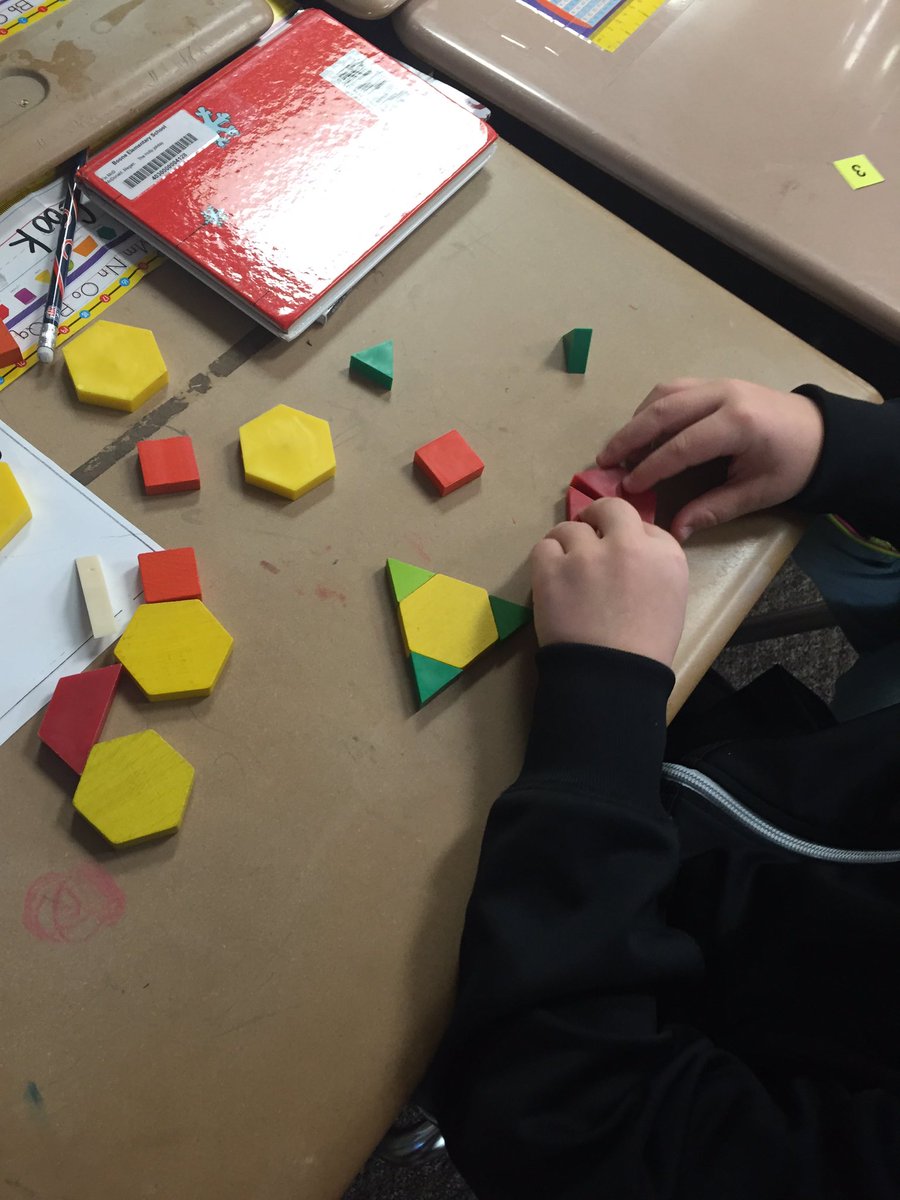 kimber_mca's tweet image. Combining shapes to make new shapes #centersd #abstractmath