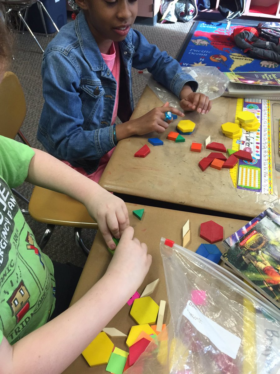 kimber_mca's tweet image. Combining shapes to make new shapes #centersd #abstractmath