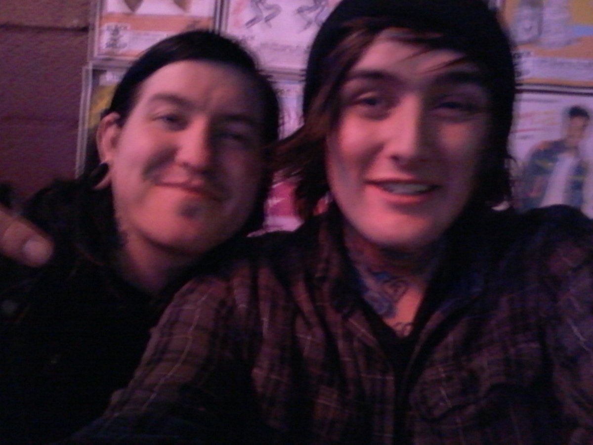 InspiredRamen's tweet photo. @craigmabbitt you are the bee knees bae. Thanks for visiting our city in colorado! Kill it on the rest of the tour<3 https://t.co/UIJvUsppvi