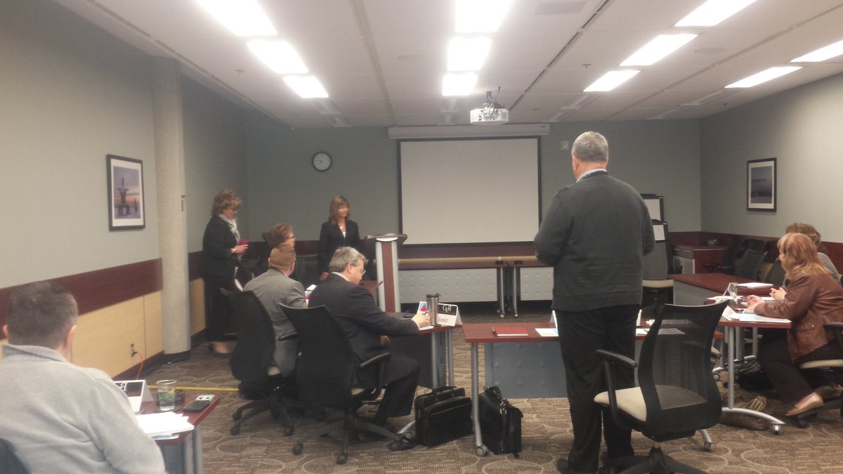 Guinnibear's tweet photo. CVB Innovation Den begins! Exciting day at the Winnipeg Tax Centre. #CRAInnovation #CRA2020ARC #PrairiePride https://t.co/8WytTTlkvO
