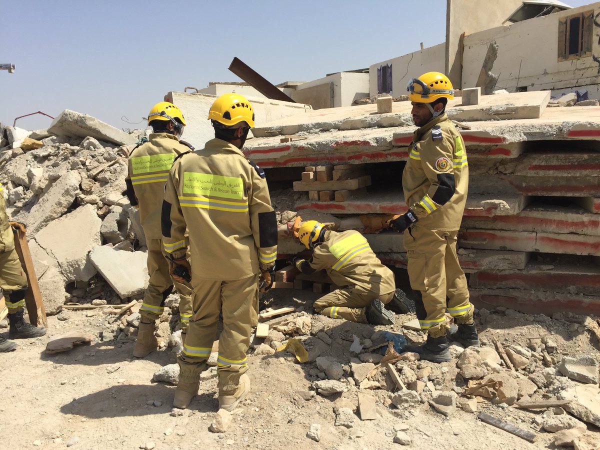 SpillConsultLtd's tweet photo. A few pics from @Crookyp1 trip to #Oman #training #NSRT #USAR #EarthquakeExercise #responseprofessionals #rubblepile https://t.co/mqU0Sk99vo