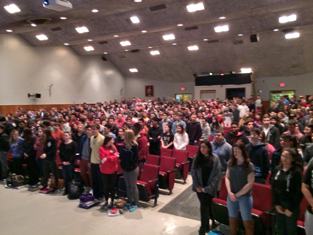 #NutleyRFL addressing #NHS Junior &amp; Senior classes about #RelayForLife May 13 @ DeMuro Park! #TrulyBrave #Nutley