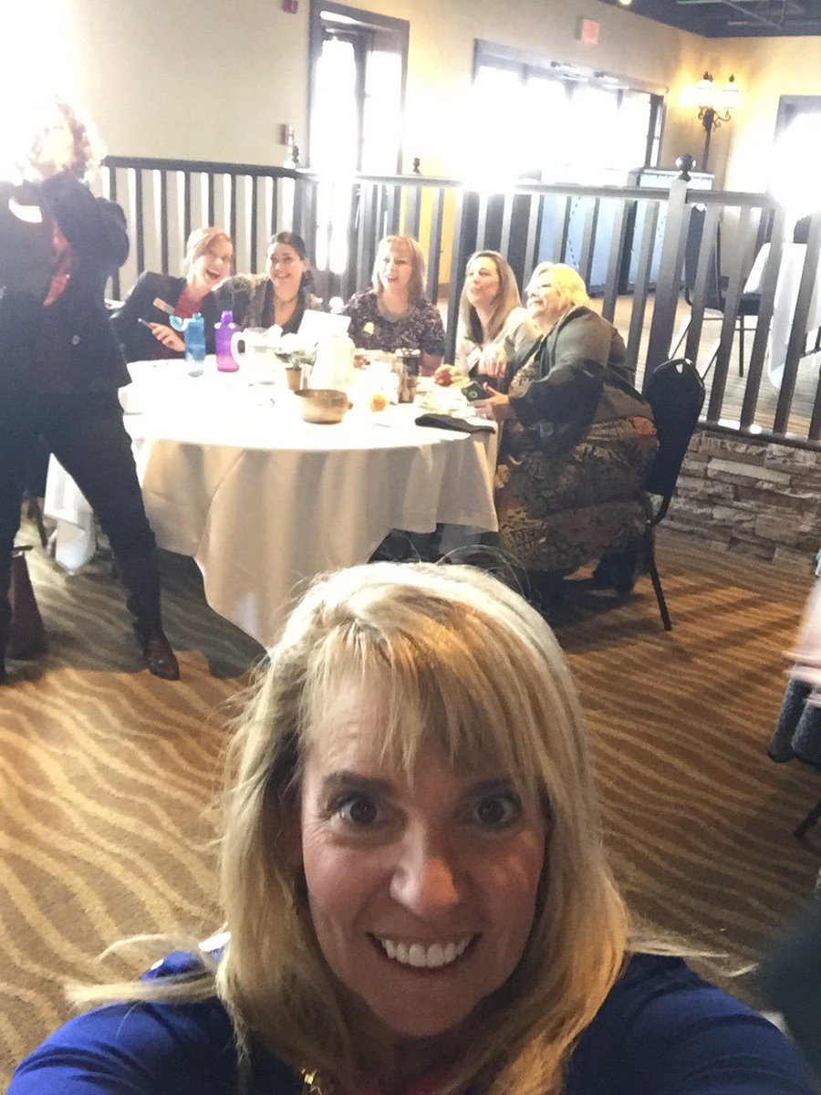 CookingHealthyA's tweet image. Getting my network on #cpw #stlnetworking