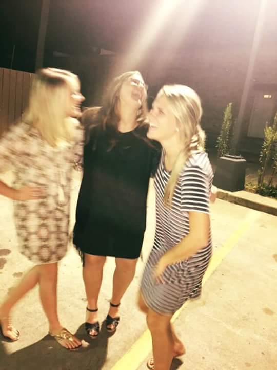 AutumnBirtcher's tweet photo. Jees, these girls are def my two favorite blondes👱👱💁😊 https://t.co/YLd3wQ8aY6
