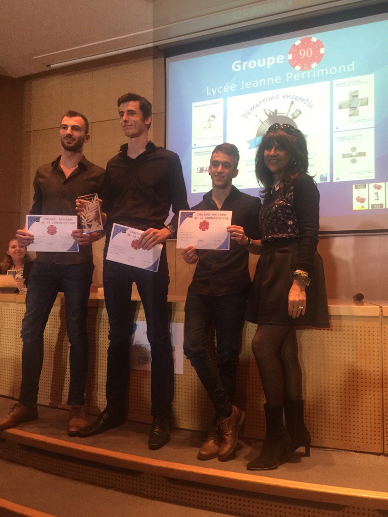 GillianBrial's tweet photo. Les 4e avec @MCziczac #ComOlymp https://t.co/Vsdx5l77ZO