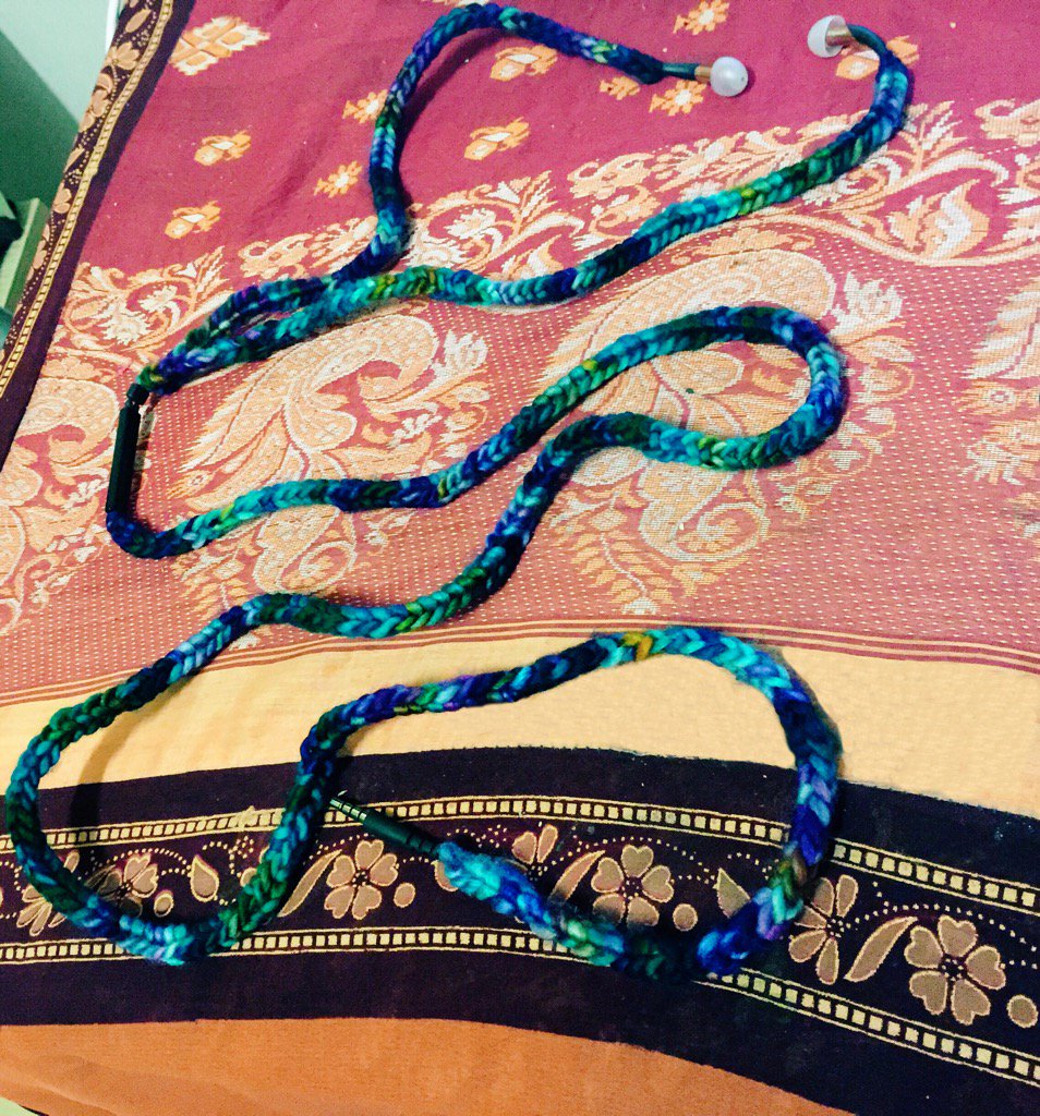 shannon_potts's tweet photo. @LionBrandYarn @JOMAYarn crocheted around my headphones #yarnbomb https://t.co/3t30uYhjU1