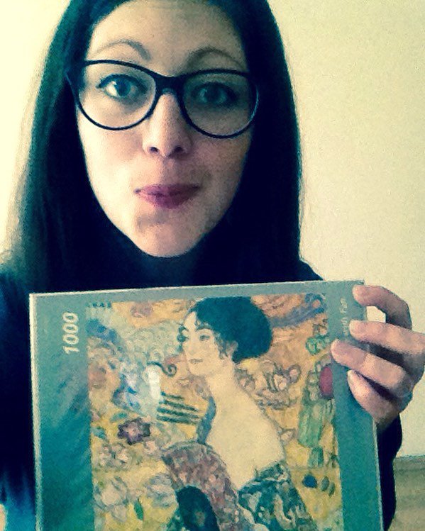 Adriati_ka's tweet photo. Klimt en rompecabezas 💜
#LadyWithFan 1000 piezas. https://t.co/OC8fN7uF5l