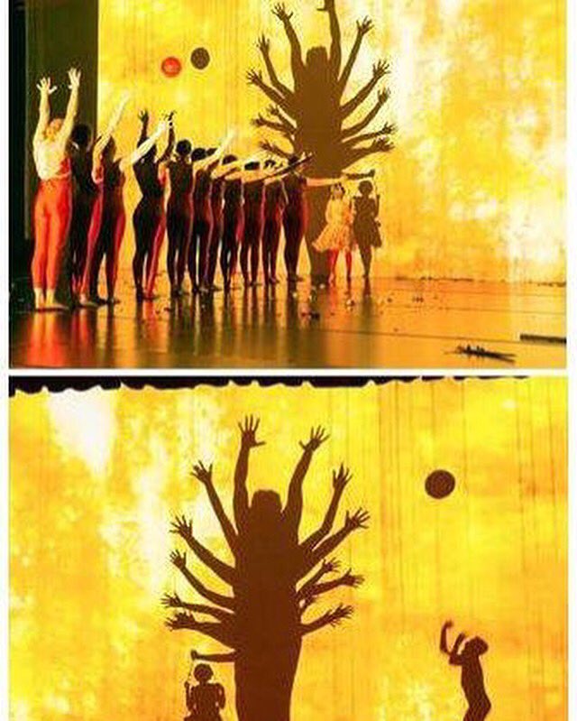 Imprint_Events's tweet image. Behind-the-screen peak at The Silhouettes and their captivating performance! #Silhouettes #shadow #AXSGroup