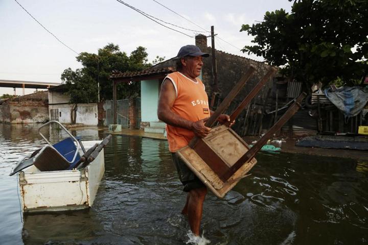In Leder El Nino Uberschwemmung In Paraguay T Co M0ywywuud4 T Co Csslvdn1k4