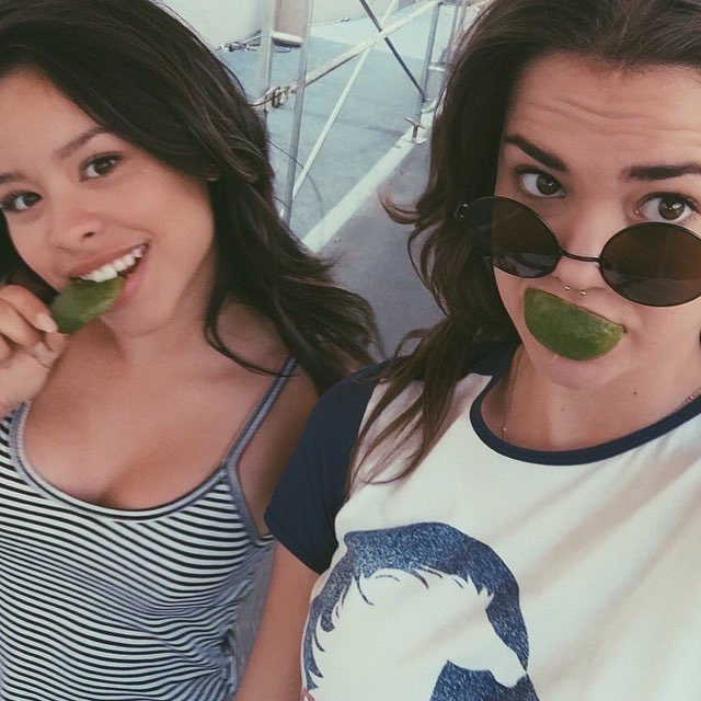 We're hot together 😌😌