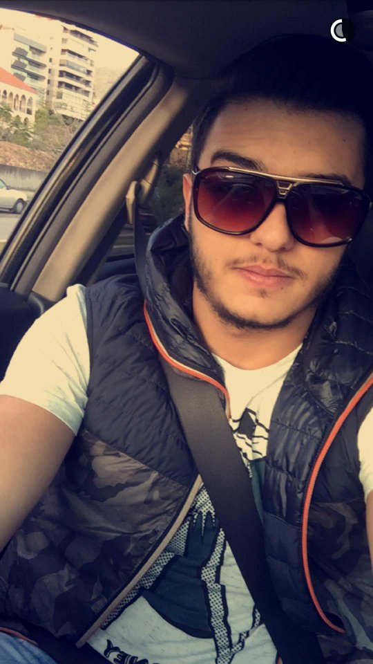 zainbha123's tweet photo. وصل وصل السلطان نورت ياروحي 😍😍😍😻 i miss you more ❤❤❤ @RaphaelJabbour1 
#RaphaelJabbour https://t.co/ynpAPWh9jp