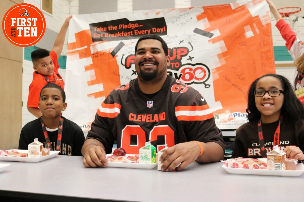 .@hughes_browns93 says eating breakfast in the morning helps him have a much better day! #give10 #FUTP60