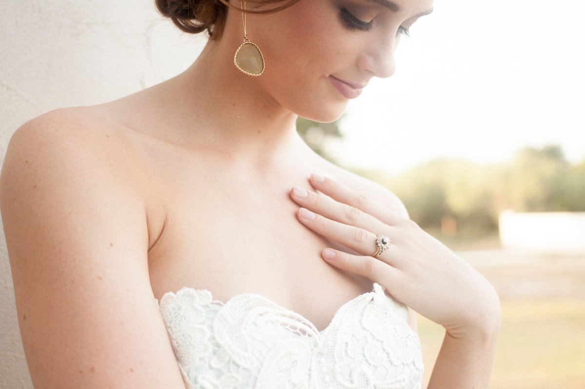 ChristineGosch's tweet image. So happy to find a home for this romantic editorial @ADORN_Mag