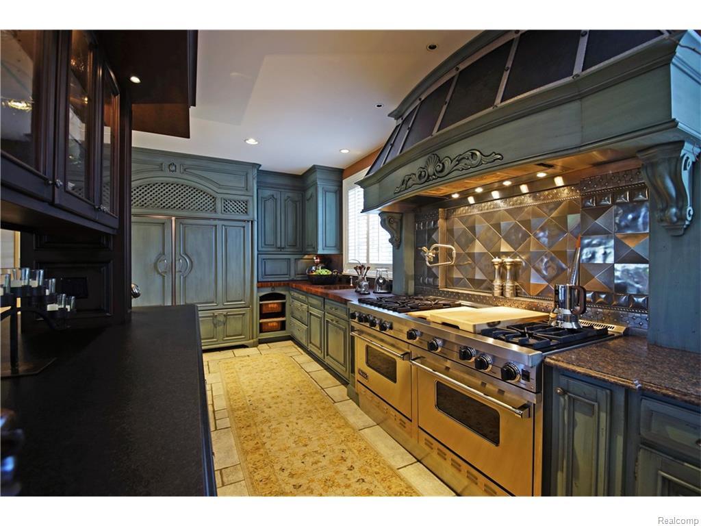 SignatureSIR's tweet photo. Check out our extraordinary properties on our website at https://t.co/CFW1F0kd2i including this Waterfront Estate! https://t.co/DmfVUFTrKg