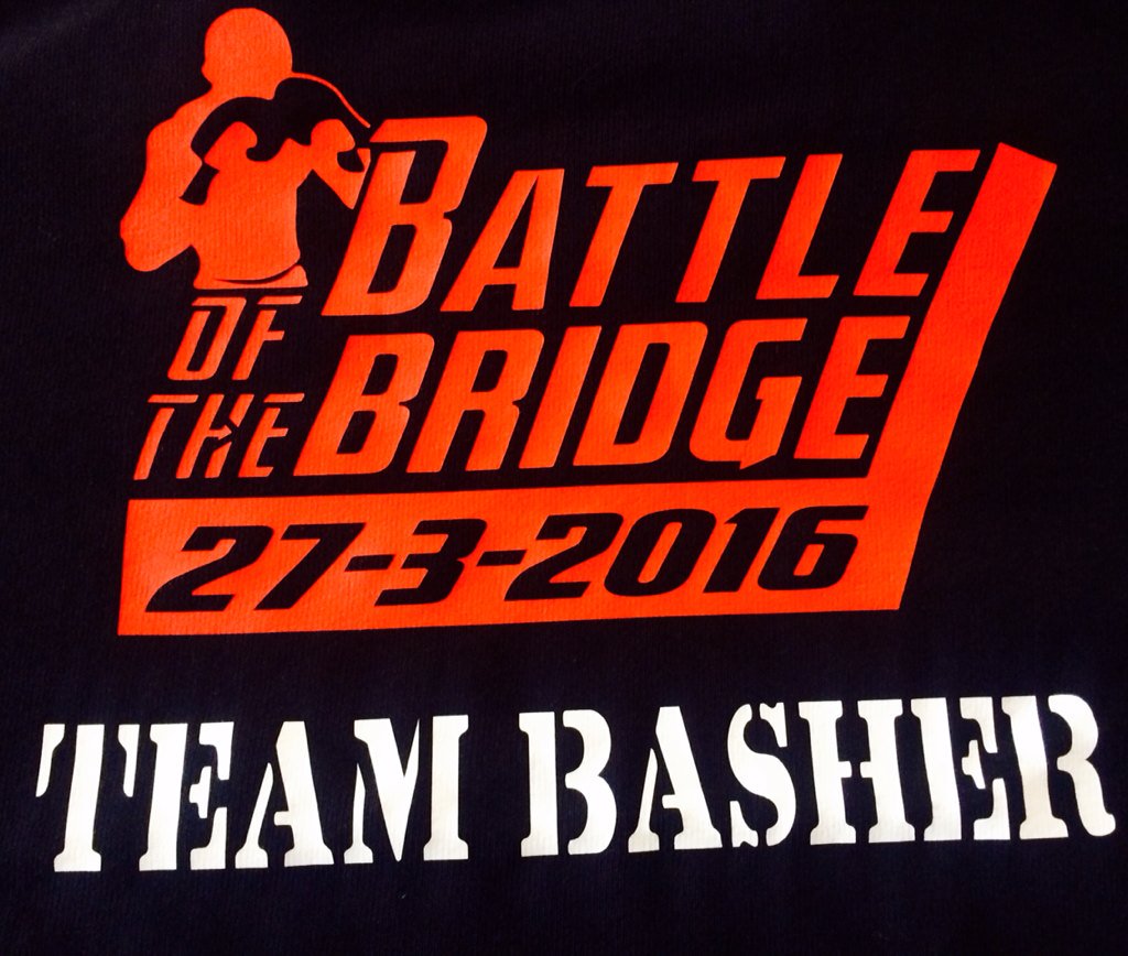 1975McC's tweet photo. #teambasher @Scottcurtis123 😂 https://t.co/nUITUn4HDK