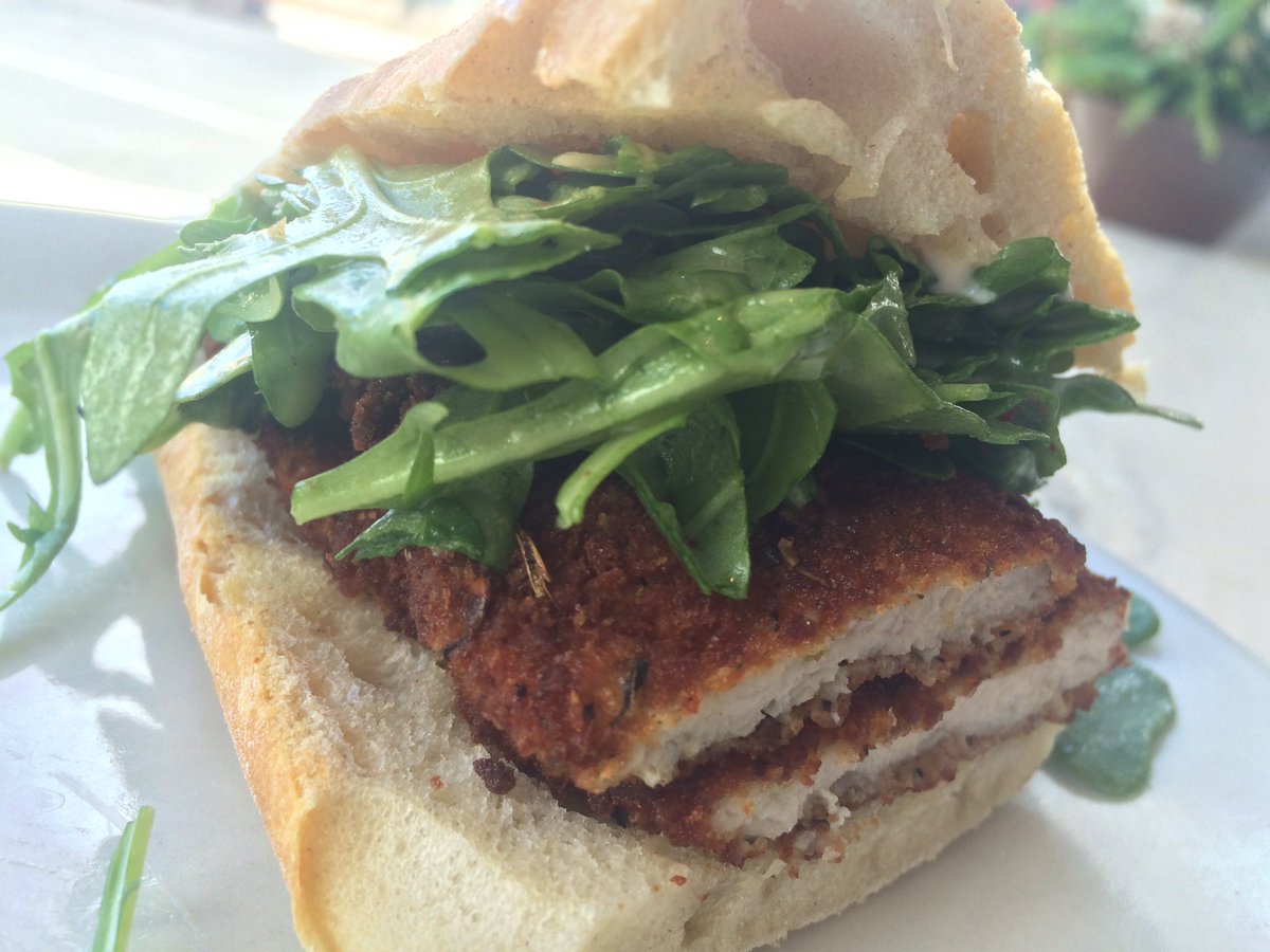 Pork schnitzel and other comfort foods on the menu today #jonnyblondekitchen 11-3pm 664 concession St #HamOnt