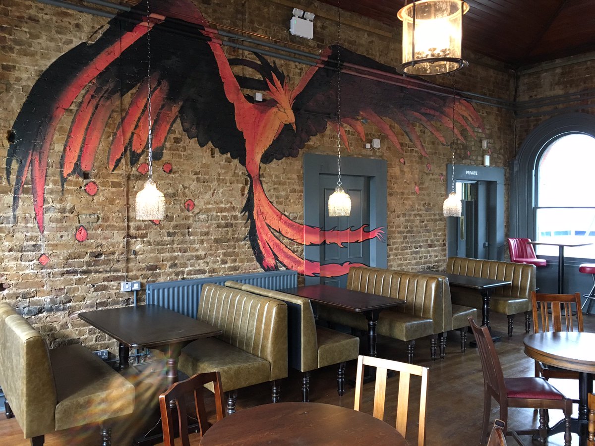 rosemeaddl's tweet photo. Another successful handover this week at @phoenixSE5 https://t.co/rpawOQGWn6