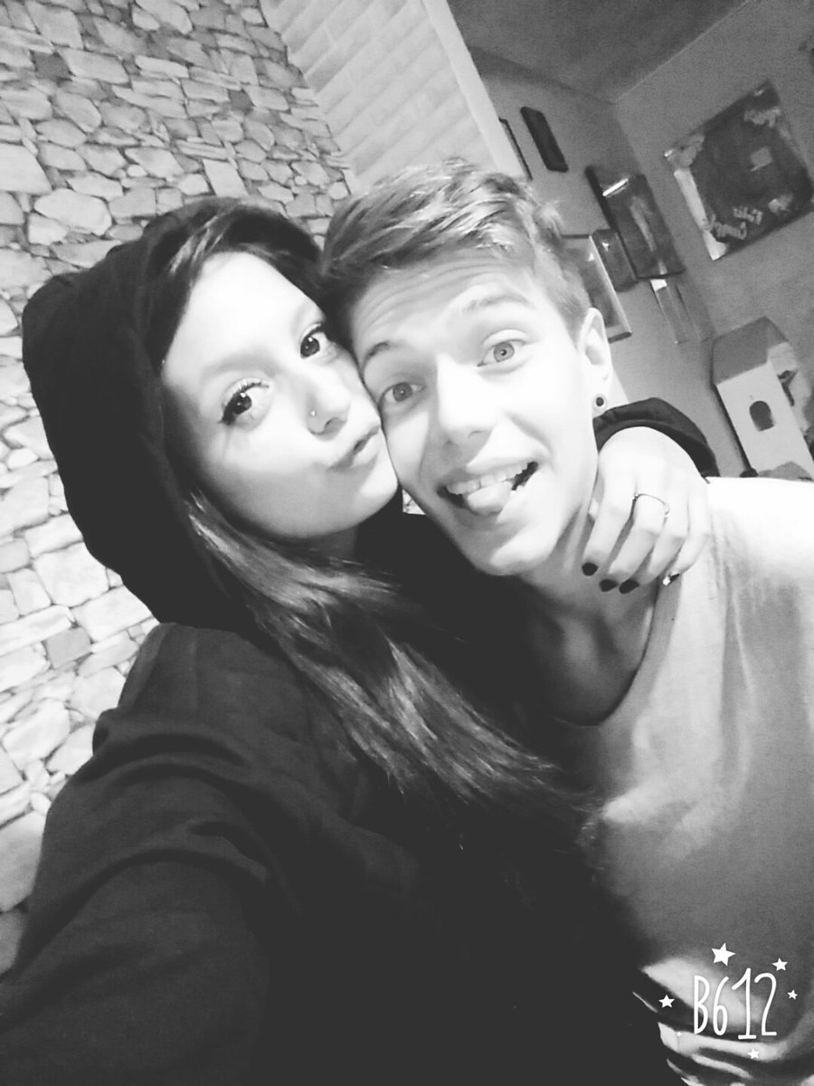 seliinewells's tweet photo. Amo con todo mi corazón a este nene 😍 https://t.co/anqGVtt4IU