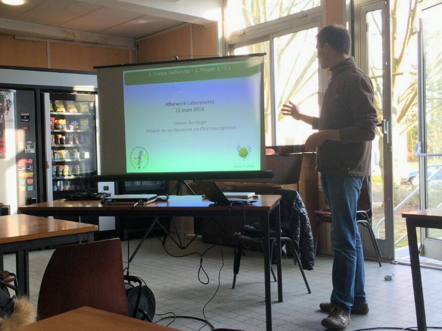 _MLenski's tweet image. "Afterwork recherche" à la fac de pharma de Lille !Super initiative @Pharma_Lille  pour informer sur la recherche !